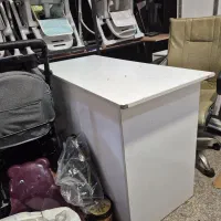 میز همراه کشو ۴ طبقه و صندلی