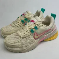 کتونی نایک مدل وی تو کی Nike V2k Run Pink-White