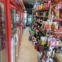استخدام نیرو در فروشگاه صاحب الزمان  خ طالقانی ۲۳
