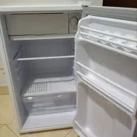 یخچال فریزر ۵ فوت ایستکول