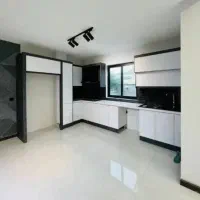 واحد 94متری فول امکانات خیابان تختی