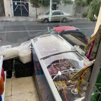 سوپرمارکت  با تمام اجناس