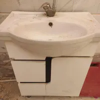 روشویی با آینه