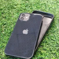 آیفون ۱۲نرمال zaa