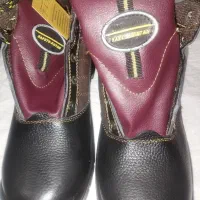 کفش کار پنجه اهنی