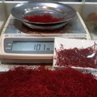 زعفران اصیل قائنات  دسته،سرقلم،نگین