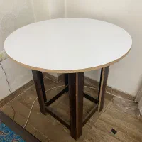 میز گرد پایه بلند در حد نو گلسار