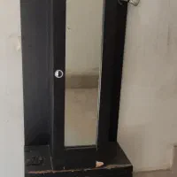 جاکفشی آیینه دار
