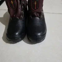 کفش کار ایمنی