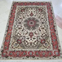 قالیچه دستباف ۳ متری تبریز طرح تقیزاده