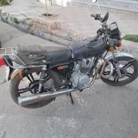 موتورسیکلت 200 کویر