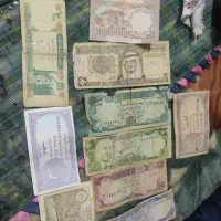 تعدادی پول قدیمی افغانی ودینار و...