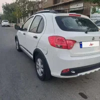 کوئیک سفید مشکی