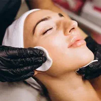 فشیال،جوانسازی و آبرسانی پوست