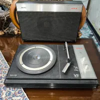 سه دستگاه گرامافون