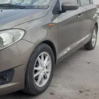 ام وی ام 315  با 111 یا 206   تعویض هم دارم