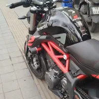 بنلی ۳۰۰ عروسک مشکی در حد صفر