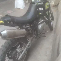 تریل آمیکو،سوزکی۳۰۰