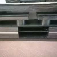 میز تلوزیون در حد نو