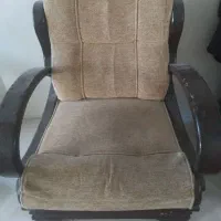 مبل نیاز به تعمیر