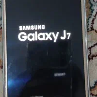 گوشی J7