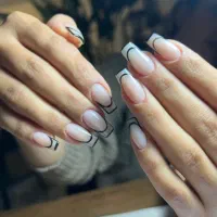 کاشت و ترمیم ناخن دست و پا و پدیکور