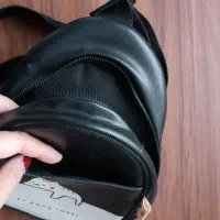 کیف|کیف، کفش، کمربند|رشت, رودبارتان|دیوار