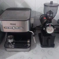 قهوه ساز و اسیاب کوچک