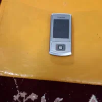 تلفن همراه دکمه ای