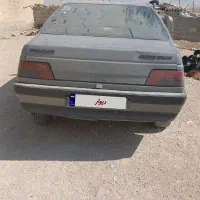 پژو۹۳