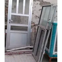 درب های آلمینیومی کابینت کرکره میخرم