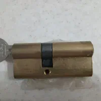 قفل درب چوبی