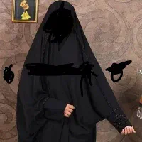 یک عدد چادر بحرینی . فقط ۱بار استفاده شده