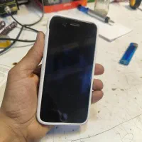 آیفون SE 2020