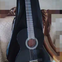 گیتار کلاسیک در حد نو