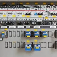 مونتاژ تابلو برق خانگی و صنعتی