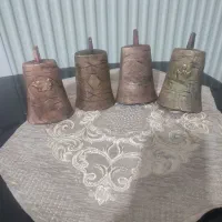 چند عدد زنگوله قدیمی به فروش می رسد
