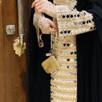 چادر لباس سنگکاری شده