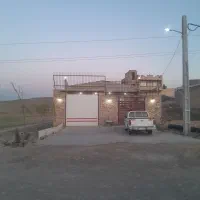 خانه روستای سیدان بر جاده اصلی