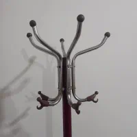 رخت‌آویز.۲ عددابچکان .پایه قابلمه در حدنو