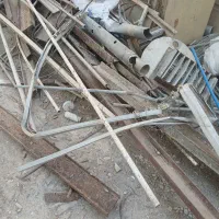 مقداری آهن نو و کهنه سالم