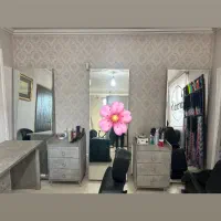 دکور سالن،وسایل ارایشگاه،آیینه،صندلی،ترولی