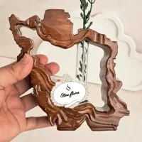 مجسمه دکوری طرح نقشه ایران مدل گلدان رومیزی