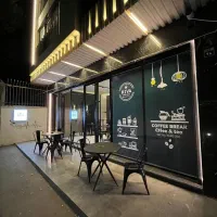 دو طبقه مغازه