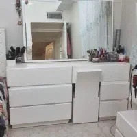 تخت و میز آرایش