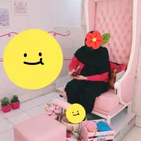 صندلی پدیکور با حوضچه و روی سرخابی