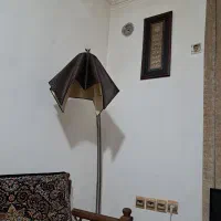 اباجور ایستاده