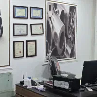کارمند خانم  ثابت ۳۰