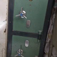 گاو صندوق دوطبقه