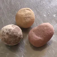 سنگ الماس یا شهاب سنگ سه عدد